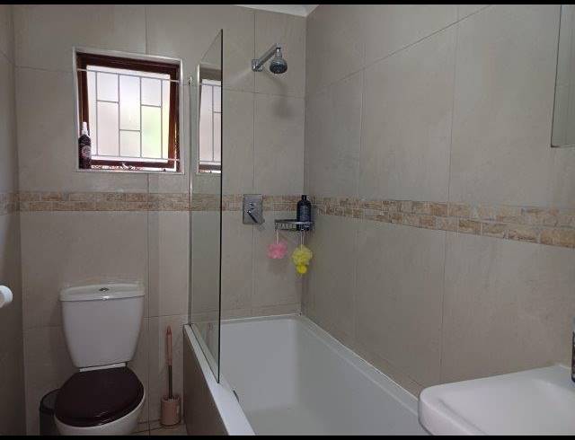 3 BEDROOM SIMPLEX FOR SALE IN HILLARY